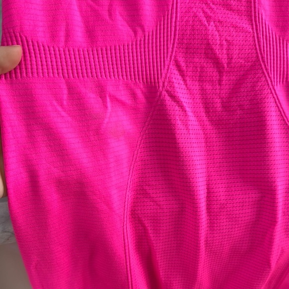 ZYIA Vibrant Pink Active Tank - Picture 5 of 5